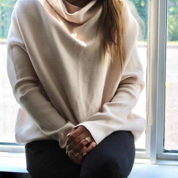 Dolman Shell Pullover - Picture 6 of 6